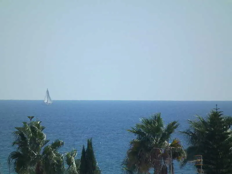 Apartahotel Marina Rey Vera 2*,